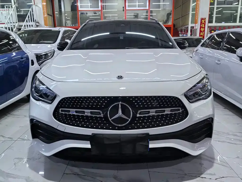 Mercedes-Benz GLA — фото 7