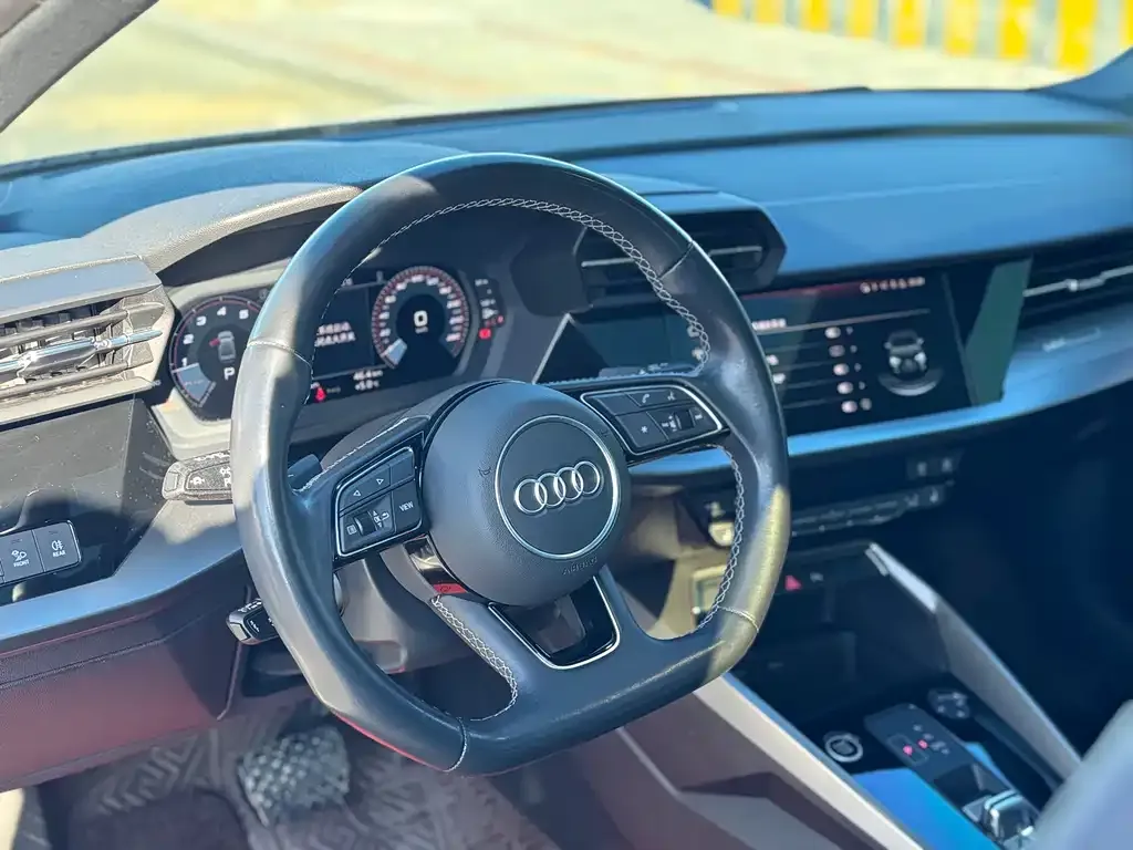Audi A3 — фото 10