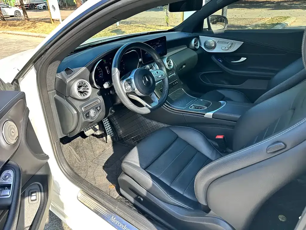 Mercedes-Benz C-Class (Import) — фото 7