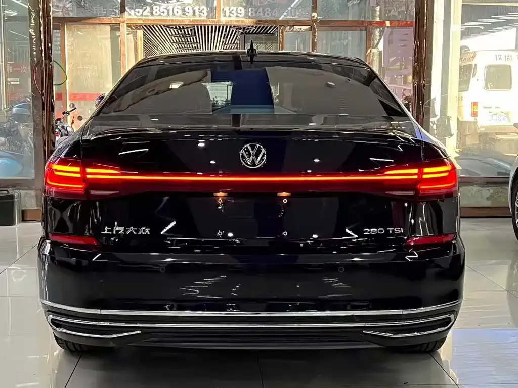 Volkswagen Passat — фото 5
