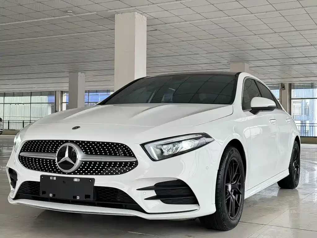 Mercedes-Benz A-Class — фото 1