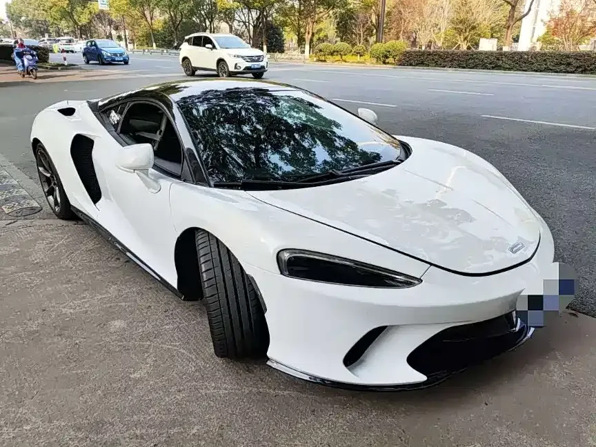 McLaren GT — фото 4