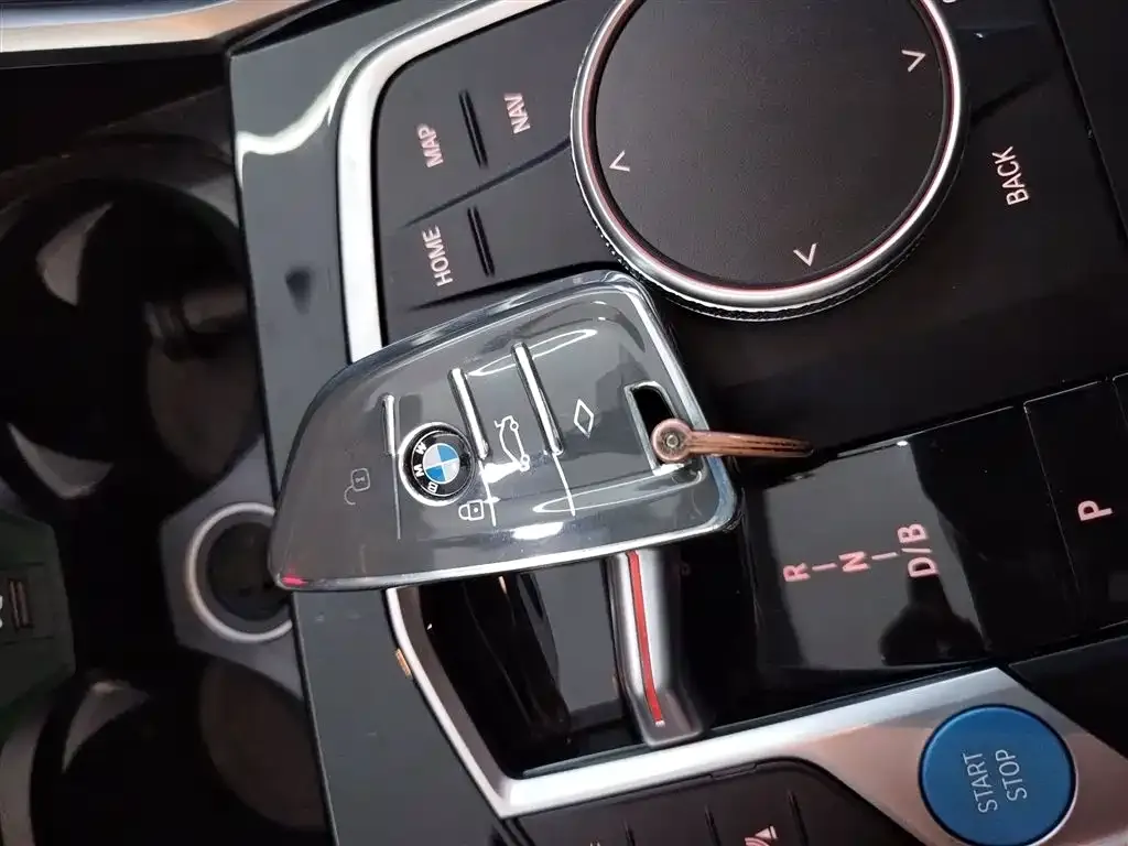 BMW i3 — фото 5