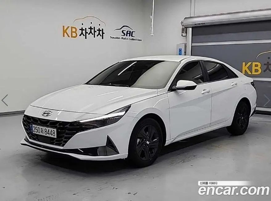 Hyundai AVANTE — фото 1
