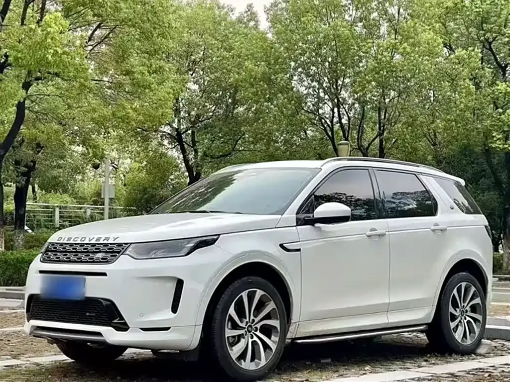 Land Rover Discovery Sport — фото 1