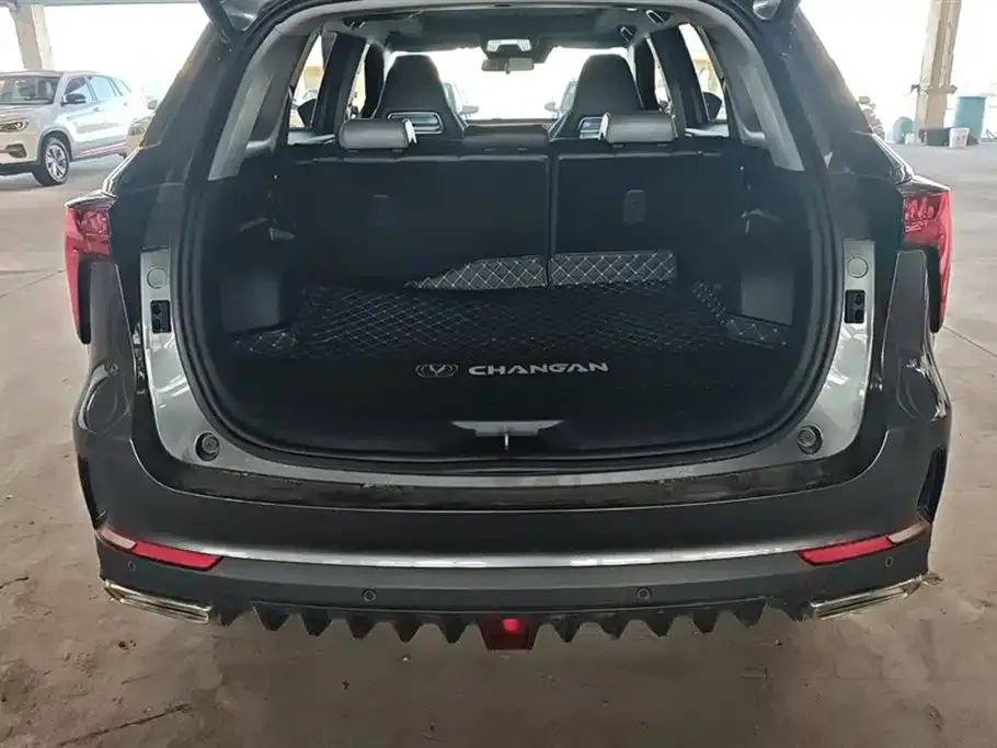 Changan CS75PLUS — фото 4
