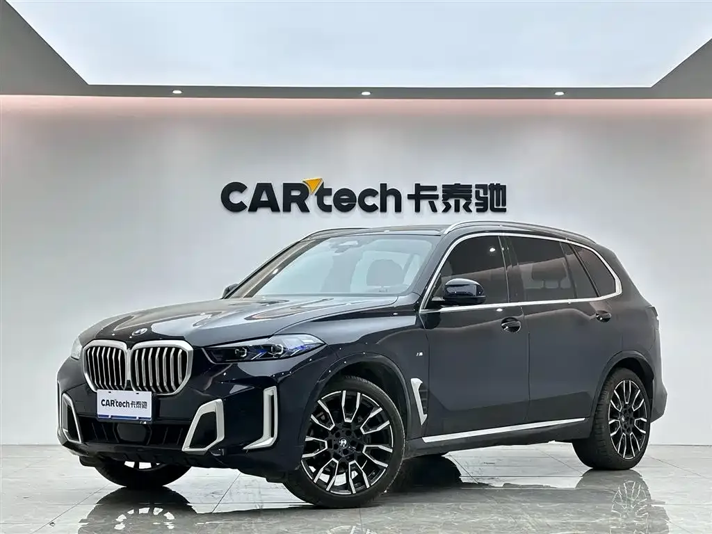 BMW X5 — фото 1