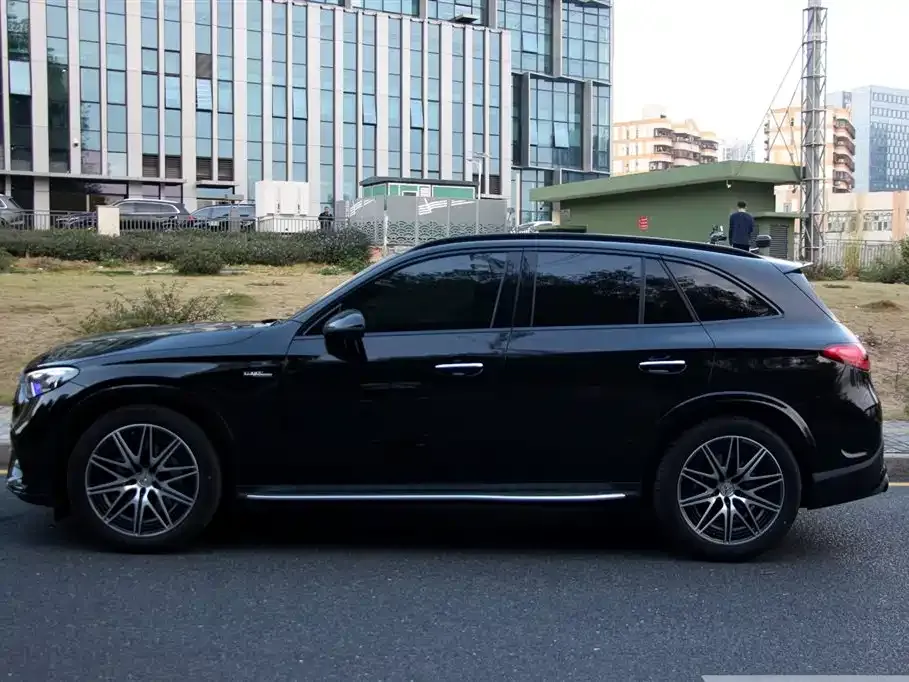 Mercedes-Benz GLC AMG — фото 9