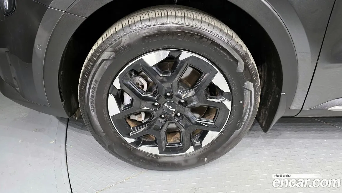 Kia Sorento — фото 5