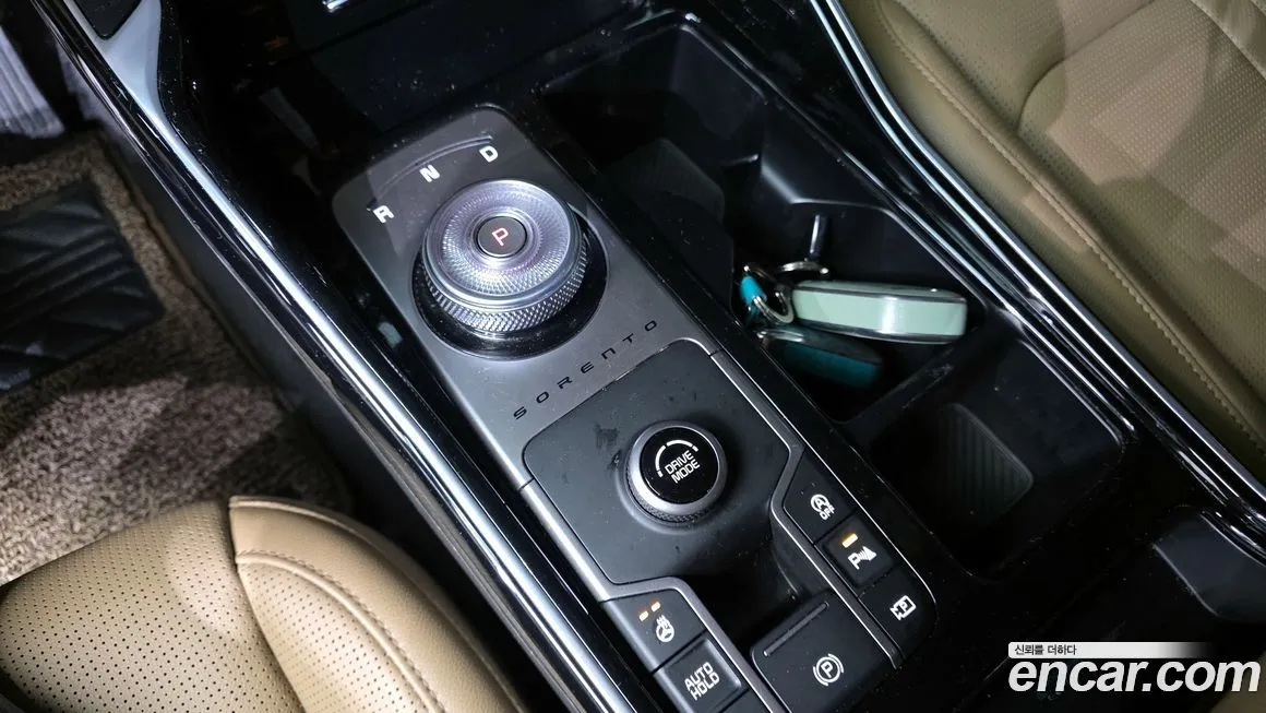 Kia Sorento — фото 9