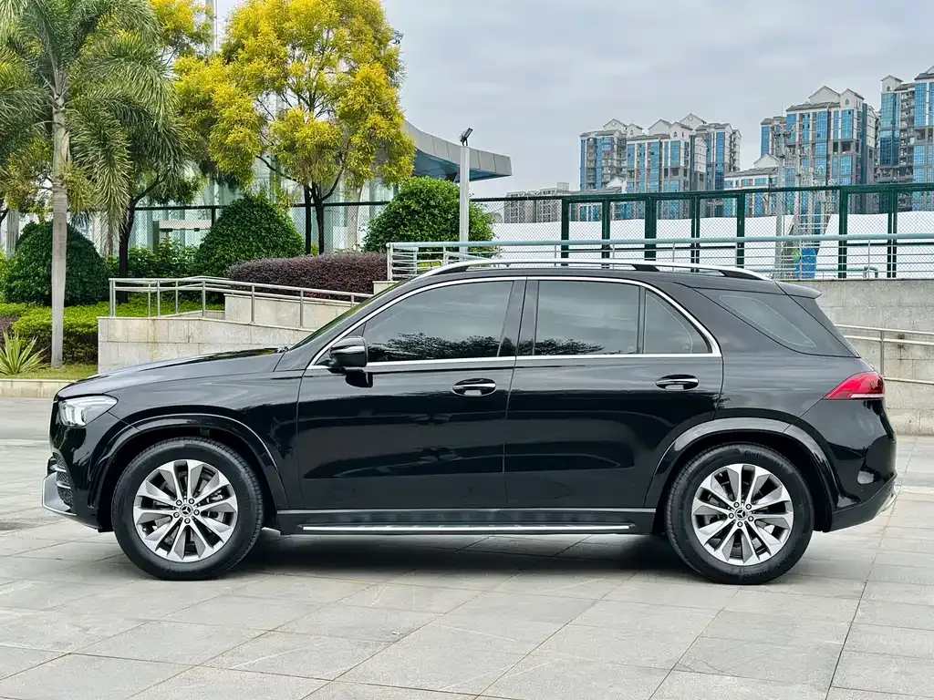 Mercedes-Benz GLE — фото 10