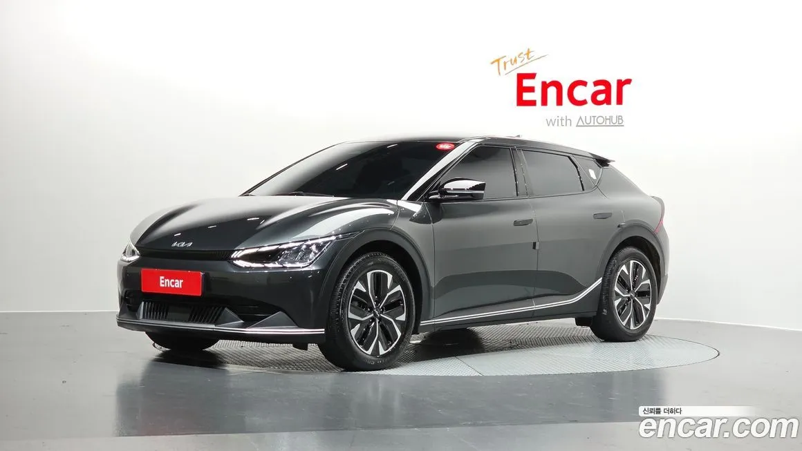 Kia EV6 — фото 1