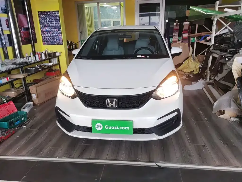 Honda Fit — фото 7