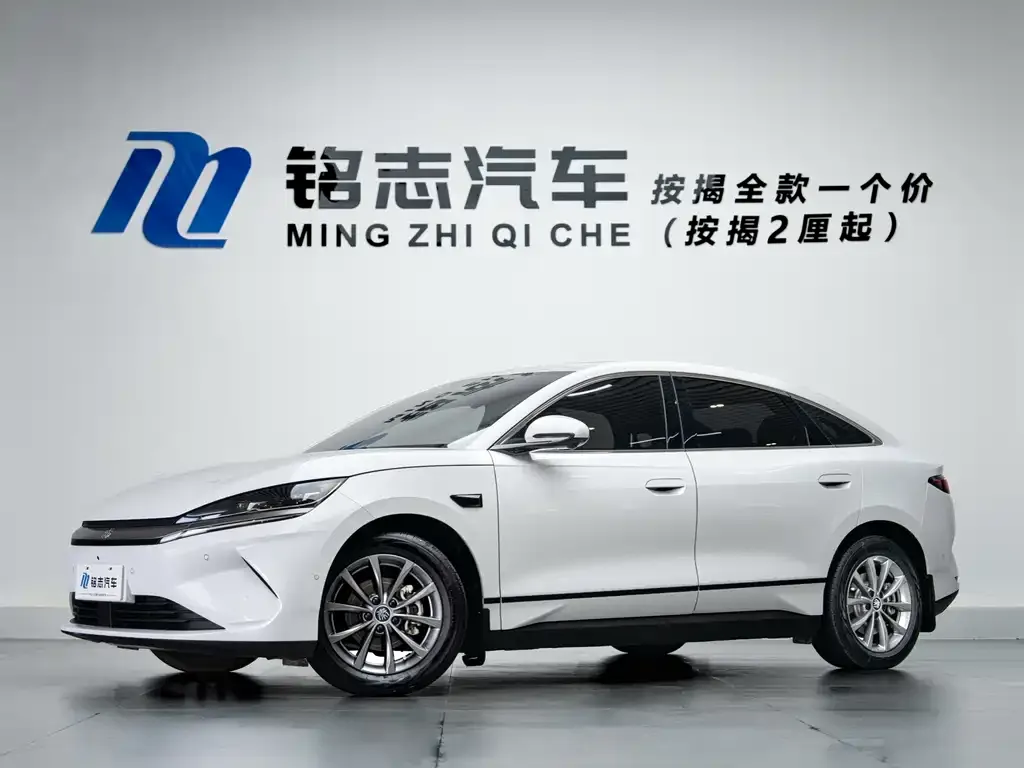 BYD Qin L — фото 1