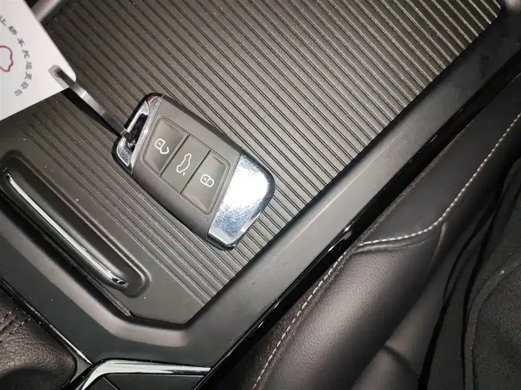 Volkswagen Passat — фото 4