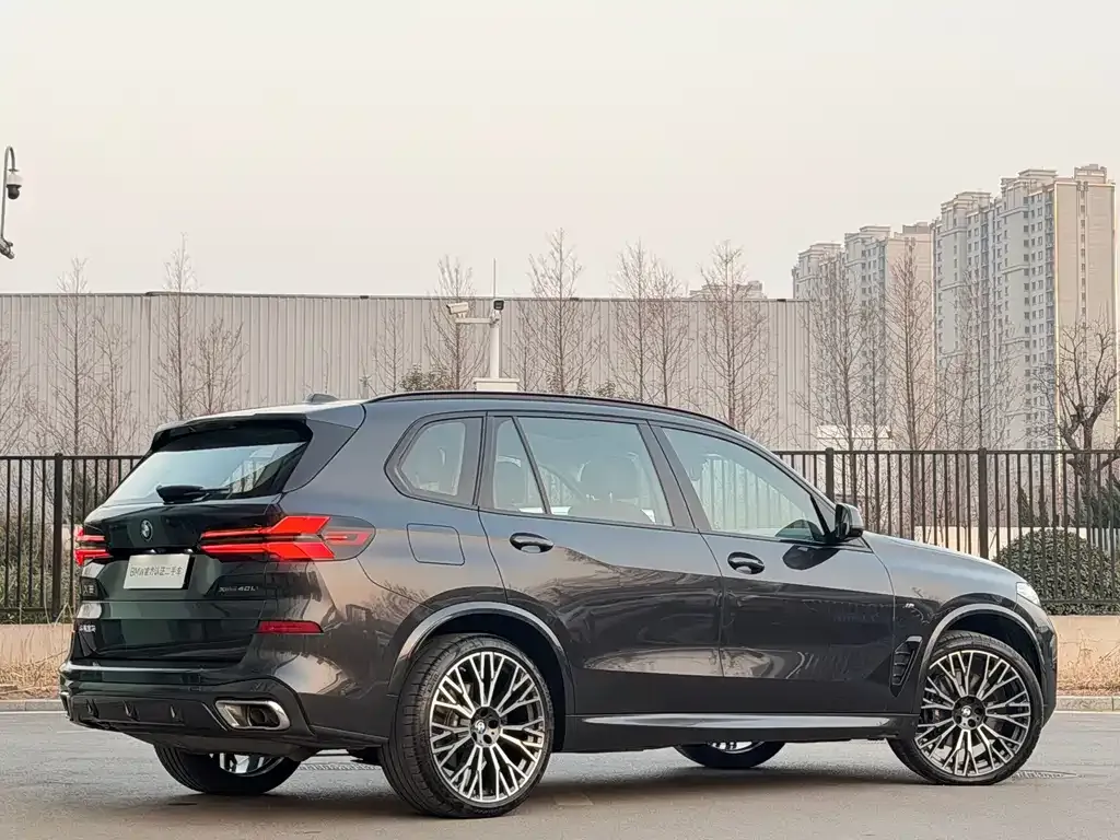 BMW X5 — фото 7