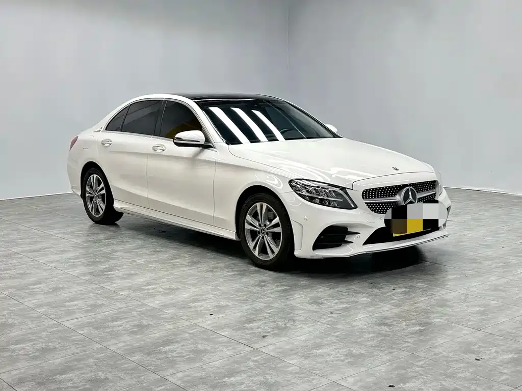 Mercedes-Benz C-Class — фото 9