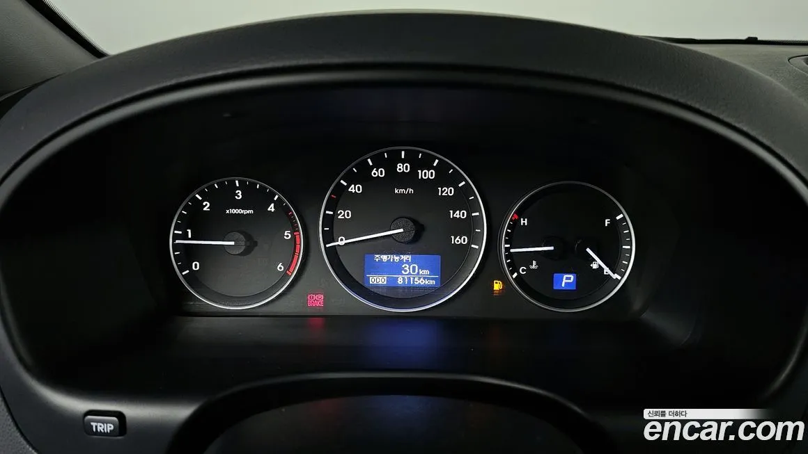 Hyundai Starex — фото 10