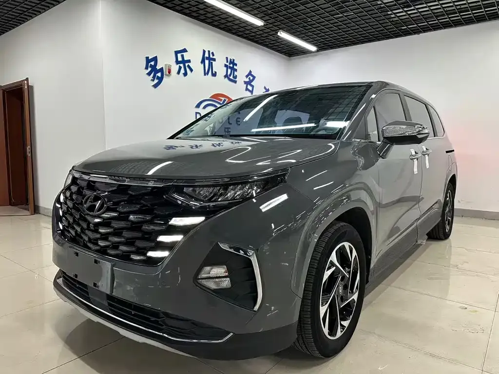 Hyundai Custo — фото 1