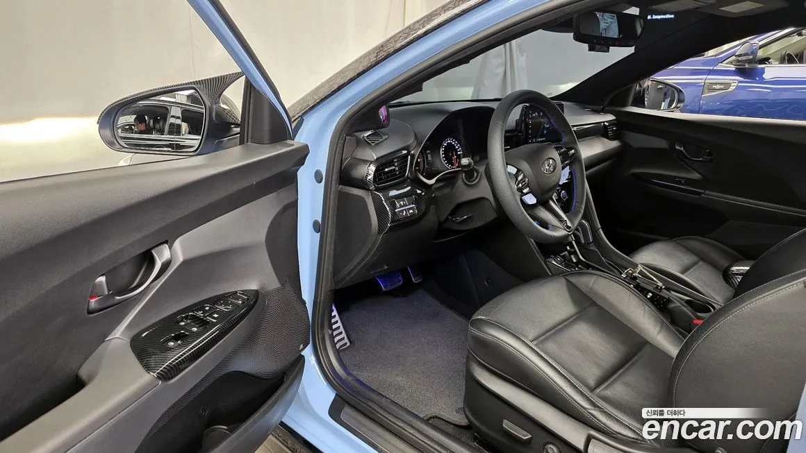 Hyundai Veloster — фото 6