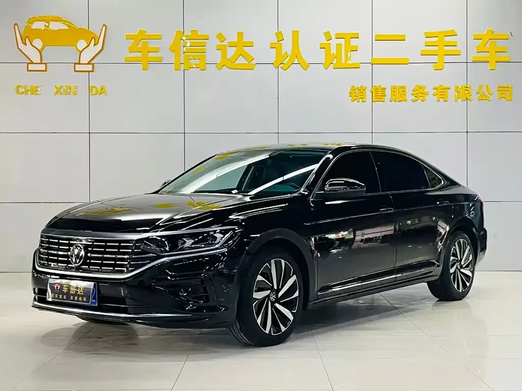 Volkswagen Passat — фото 1