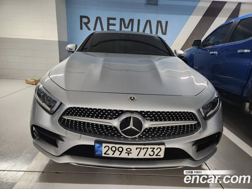 Mercedes-Benz CLS-Class — фото 1