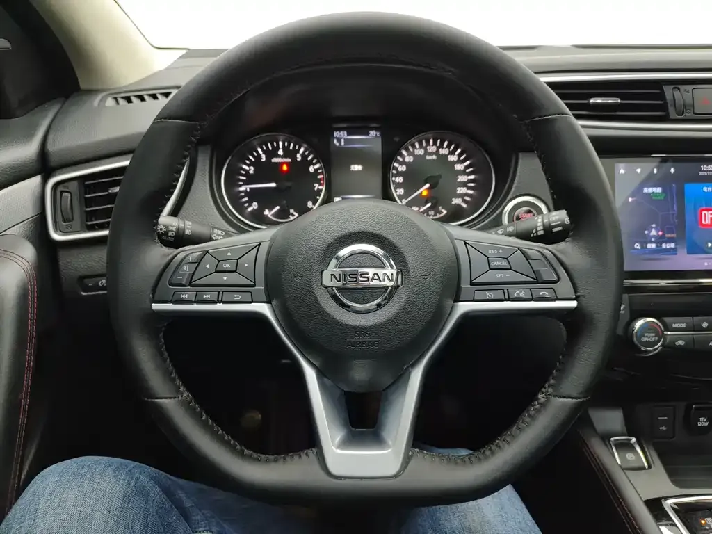 Nissan Qashqai — фото 10