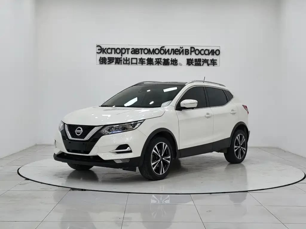 Nissan Qashqai — фото 5