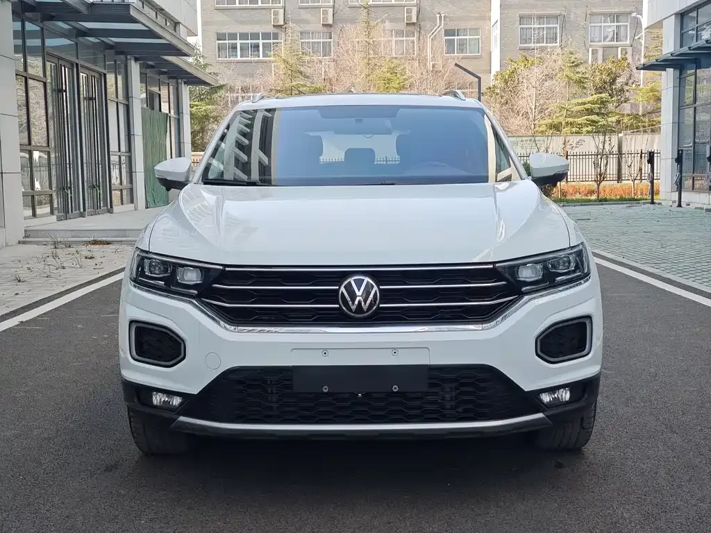 Volkswagen T-Roc — фото 3