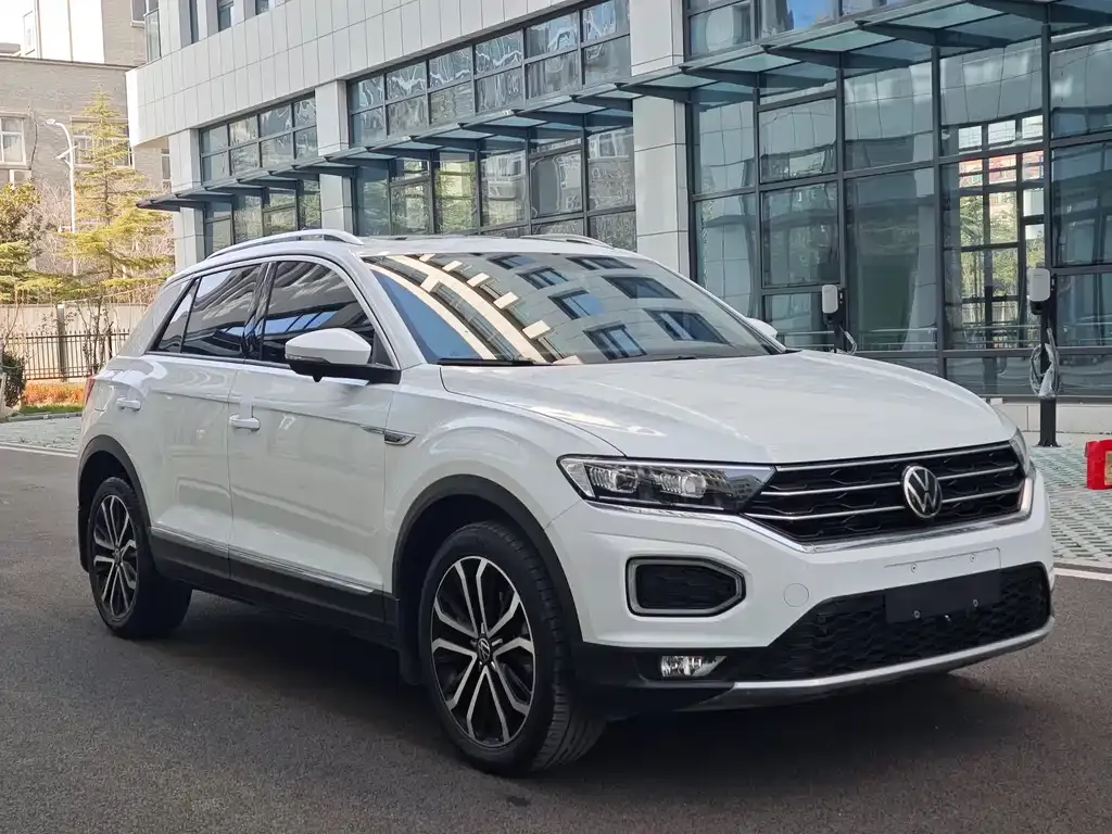 Volkswagen T-Roc — фото 5