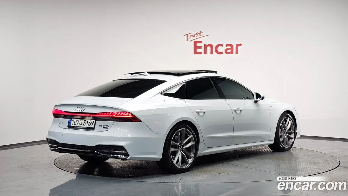 Audi A7 — фото 10