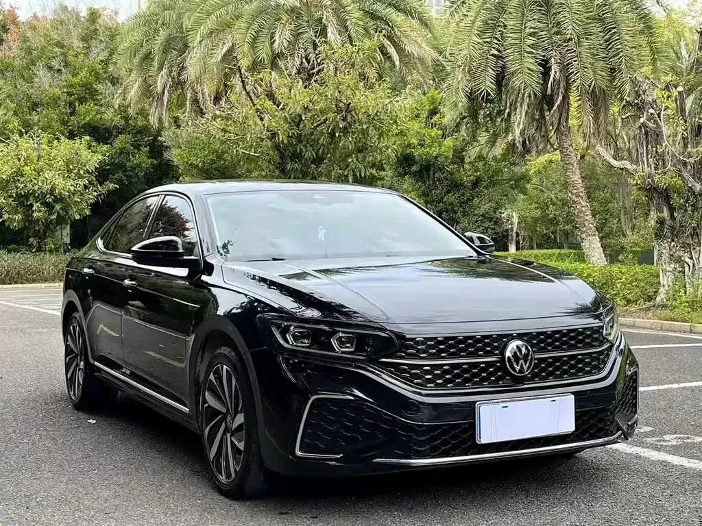 Volkswagen Passat — фото 3