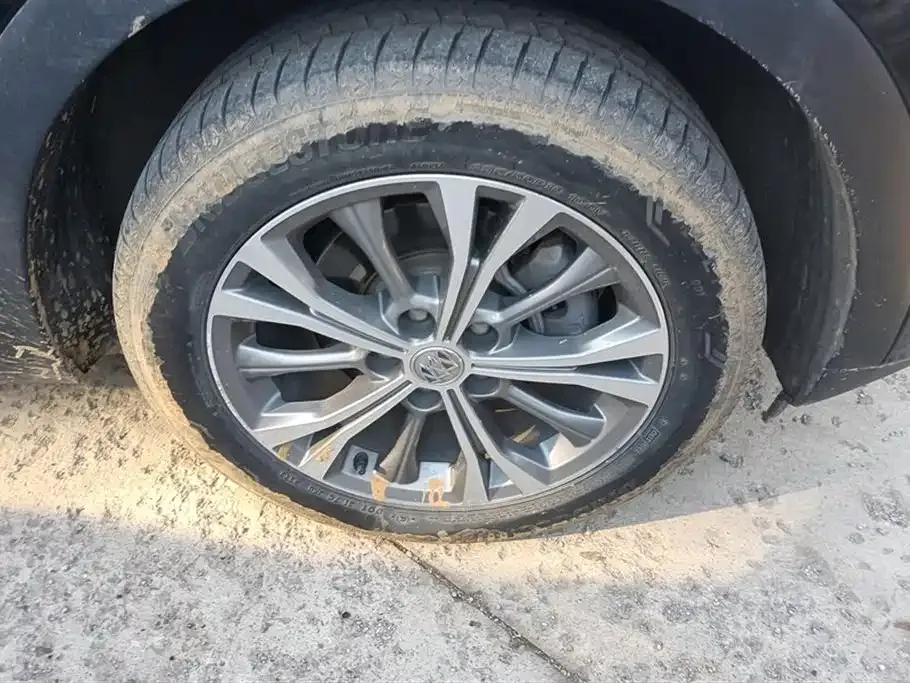 Buick Envision Plus — фото 8