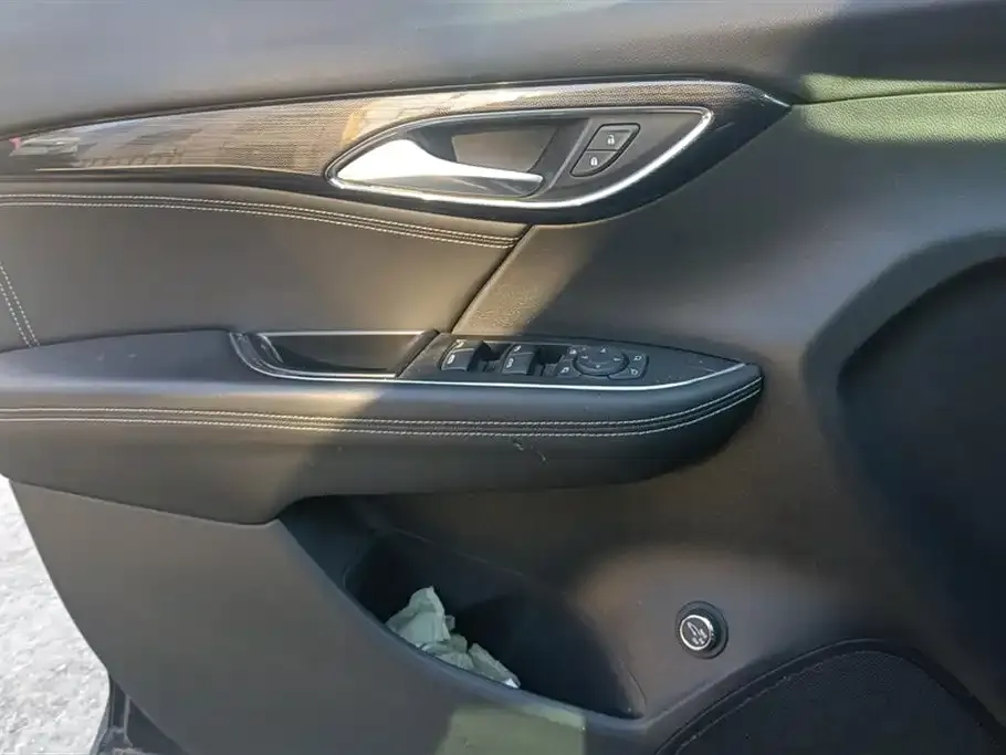 Buick Envision Plus — фото 5