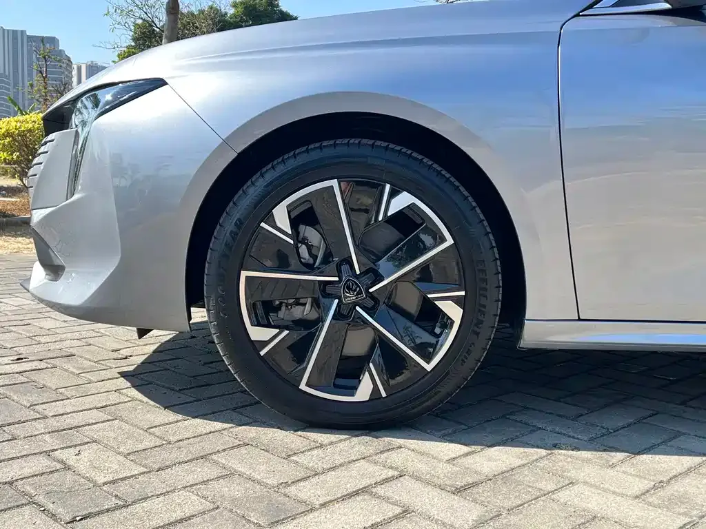 Peugeot 508 — фото 10