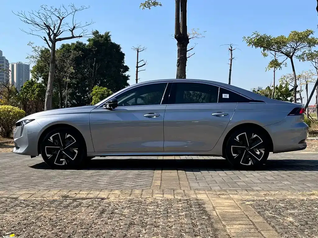 Peugeot 508 — фото 8
