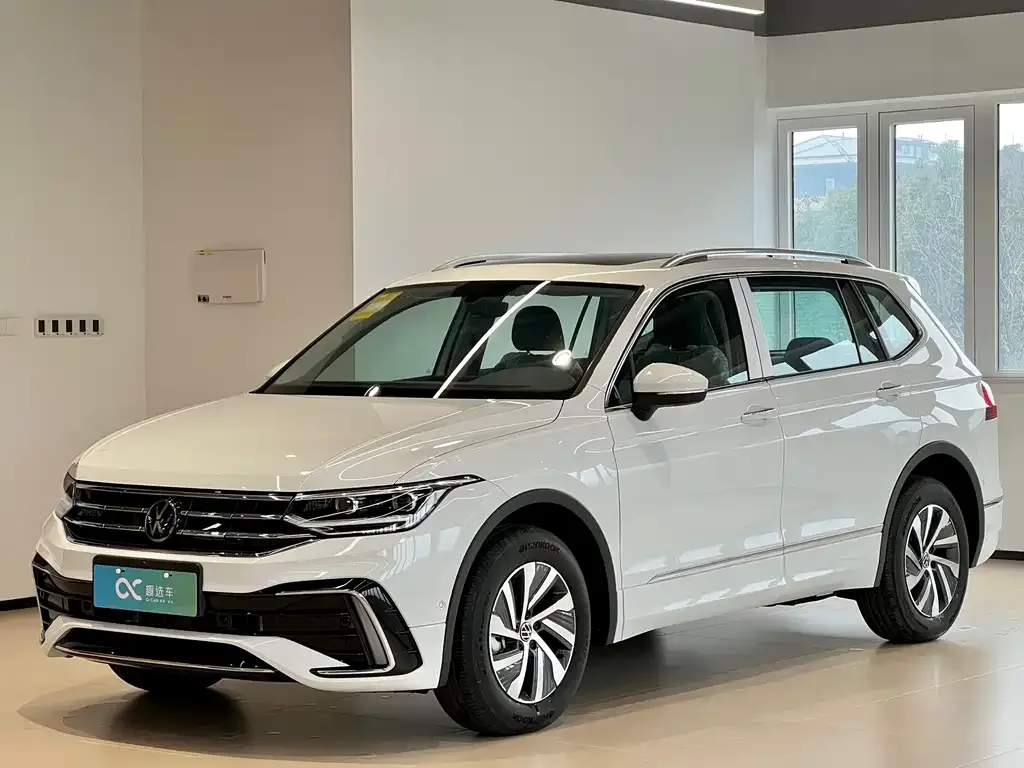 Volkswagen Tiguan L New Energy — фото 1