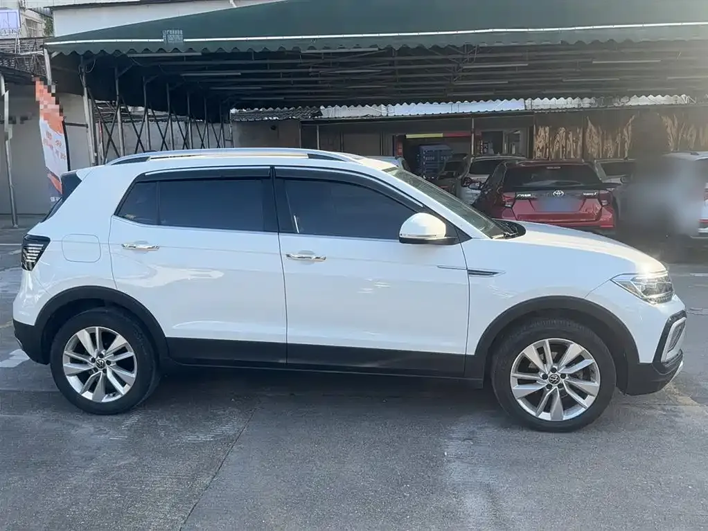 Volkswagen T-Cross — фото 4