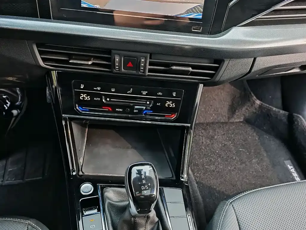 Volkswagen Passat — фото 2