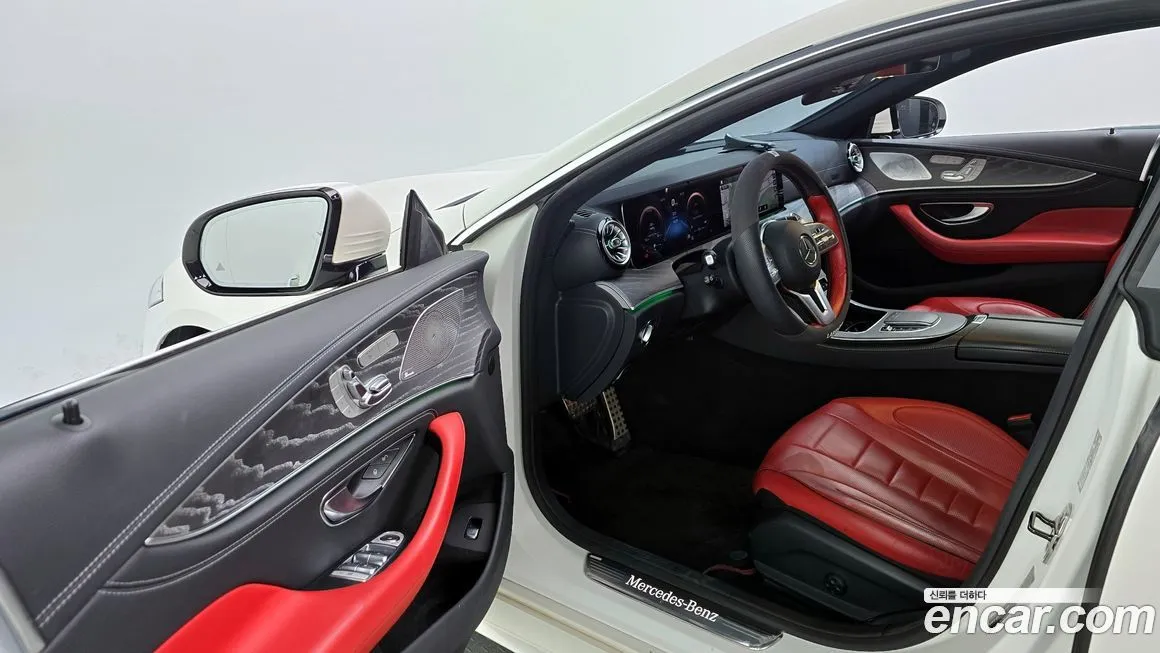 Mercedes-Benz CLS-Class — фото 10