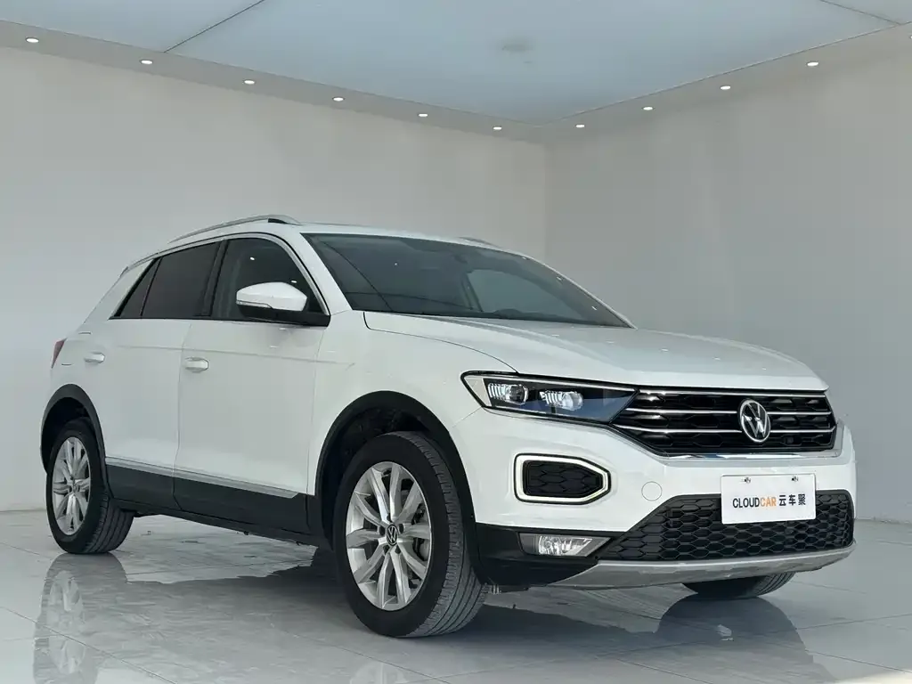 Volkswagen T-Roc — фото 6