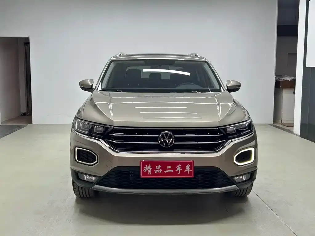 Volkswagen T-Roc — фото 2