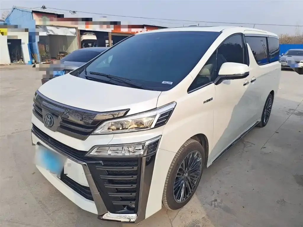 Toyota Vellfire — фото 10