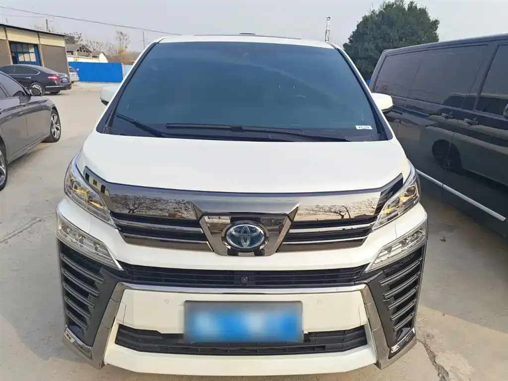 Toyota Vellfire — фото 9