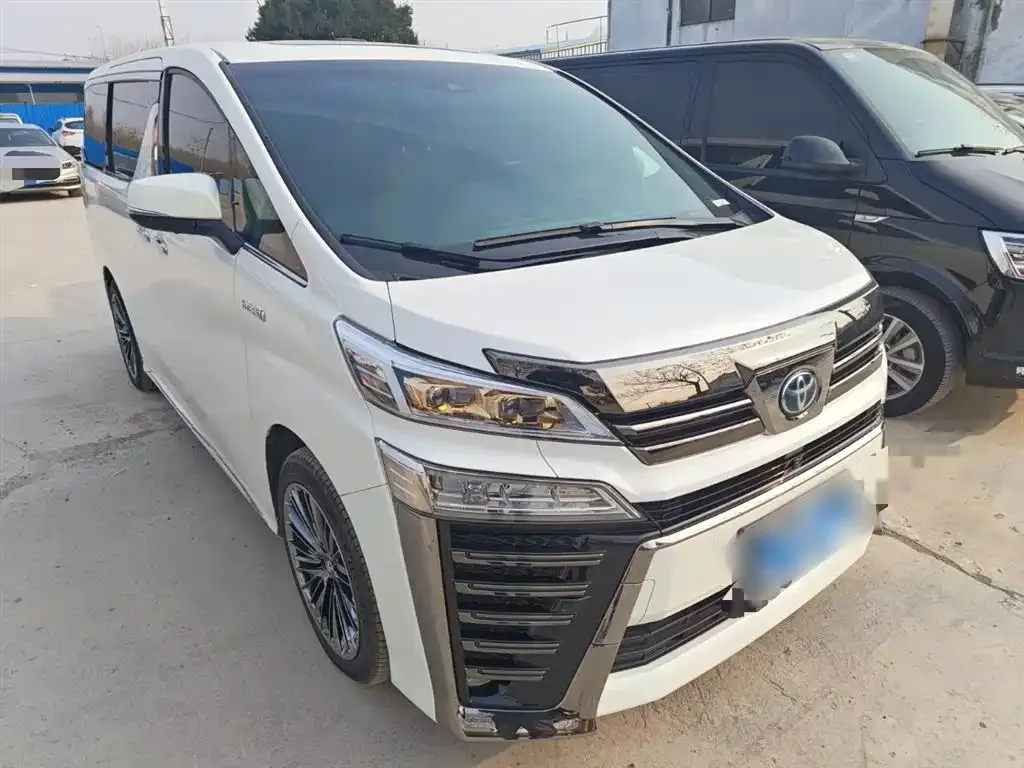 Toyota Vellfire — фото 2