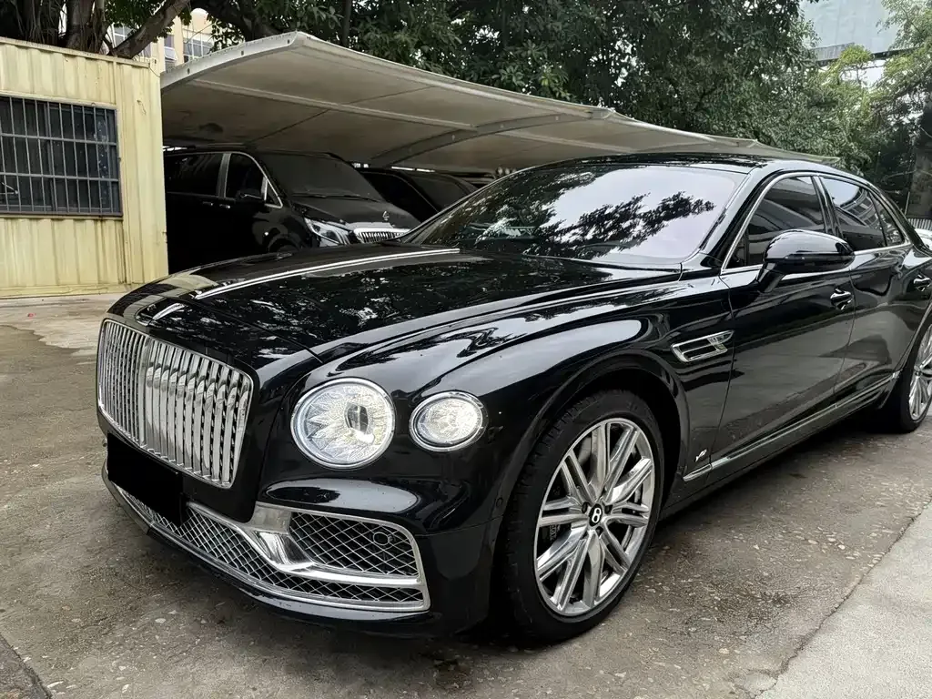 Bentley Flying Spur — фото 5