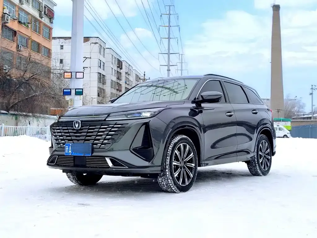 Changan CS75 PLUS — фото 1