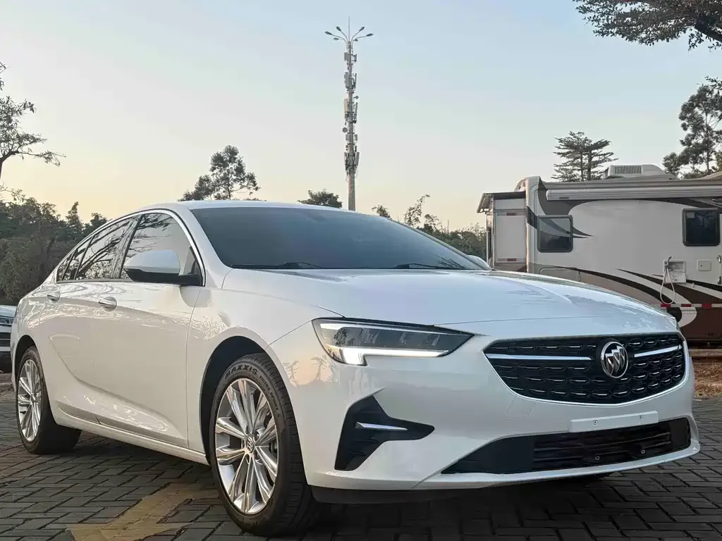 Buick Regal — фото 5
