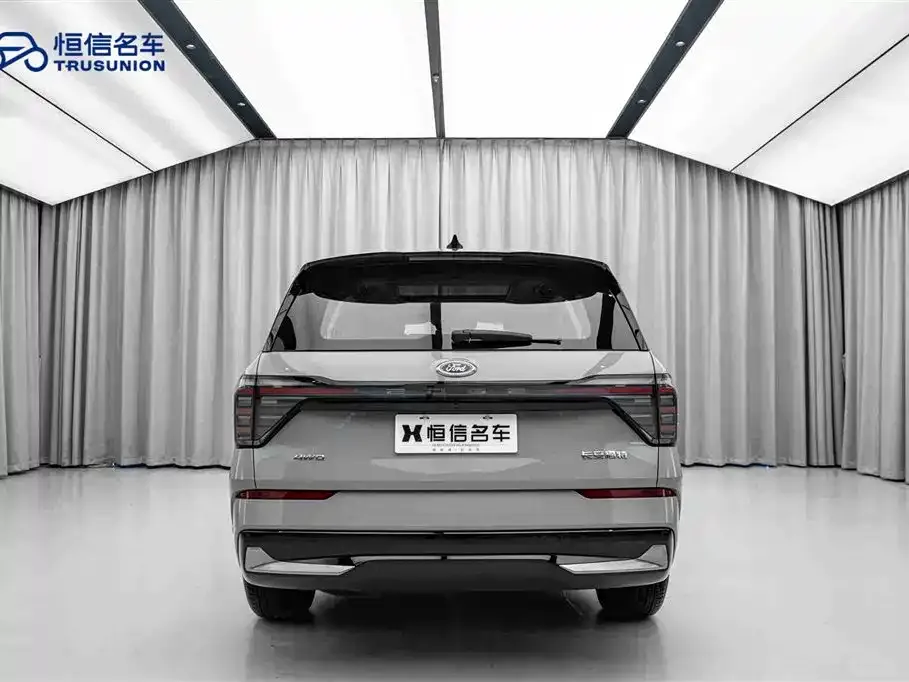 Ford Edge — фото 4