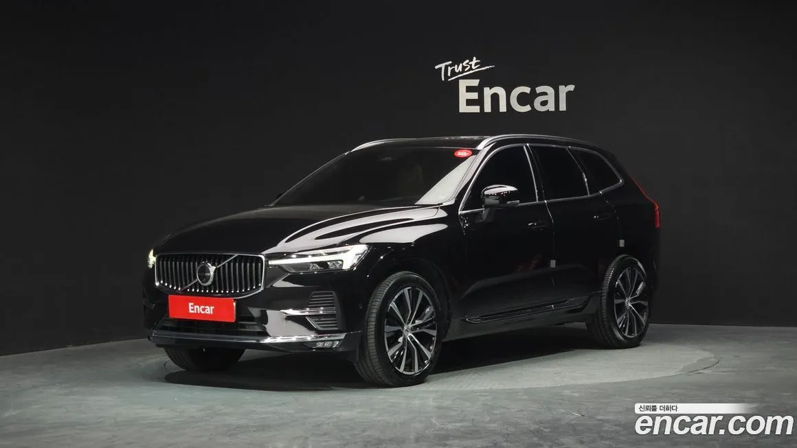 Volvo XC60 — фото 1